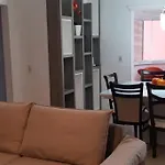 Lindo Apto Com Otima Localizacao
