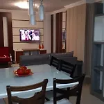 Lindo Apto Com Otima Localizacao