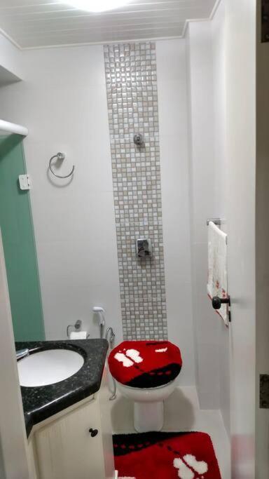 Lindo Apto Com Otima Localizacao Apartamento *