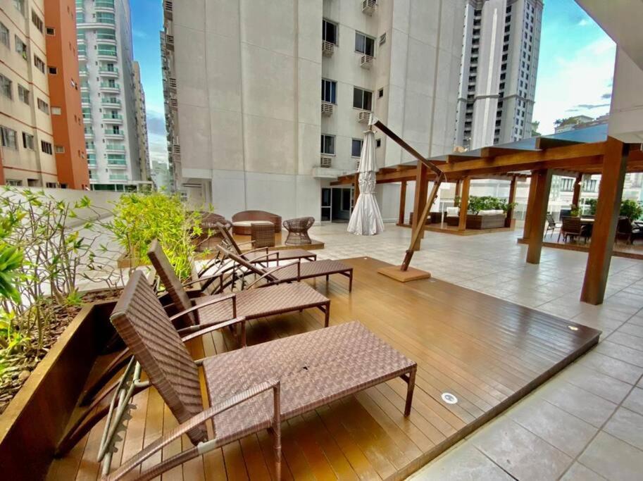 Lindo Apto Com Otima Localizacao * Balneario Camboriu